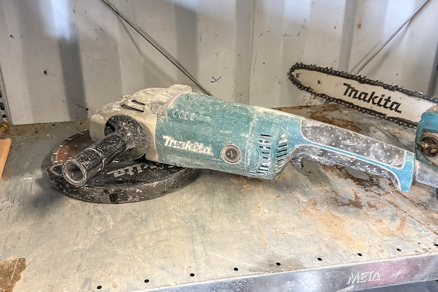 Zweihandwinkelschleifer Makita GA9020
